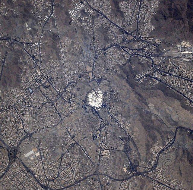 تصویری که آژانس فضایی اروپا برای تبریک عید قربان منتشر کرد تصویری که آژانس فضایی اروپا برای تبریک عید قربان منتشر کرد