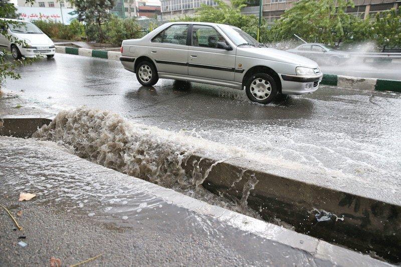 شهرداری در آماده باش ، شرایط کانال ها و مسیل های تهران در بارش های شدید